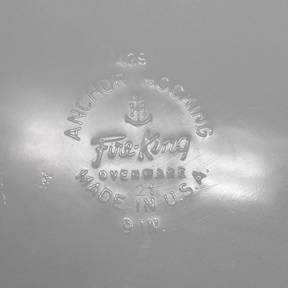 Vintage Fire King 9 Inch Round Baking Dish (429) - Candle Glow (1967-72)
